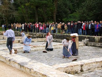 recriação do fabrico de gelo na real fábrico do gelo, na serra de montejunto