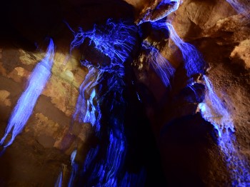 efeitos luminosos nas grutas de mira de aire