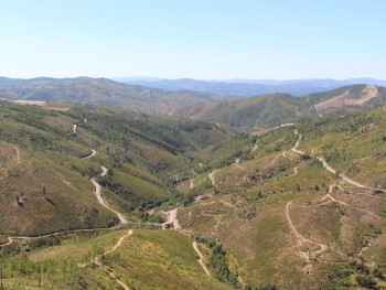 paisagem montanhosa da serra do muradal