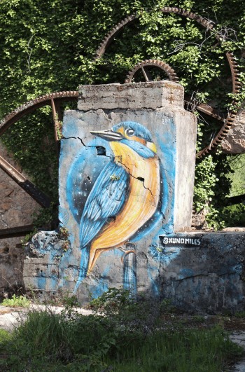 Guarda-rios. A arte de Nuno Miles nas ruínas da Fábrica Nova.